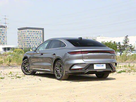 2025�� EV �Ǽݰ� 605KM������