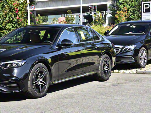 2024�� �Ŀ� E 300 L �����˶���