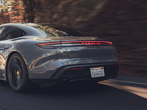 2025�� Taycan GTS