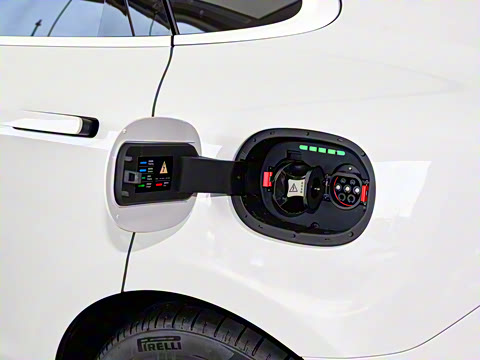 2025�� ����   Ultra ������