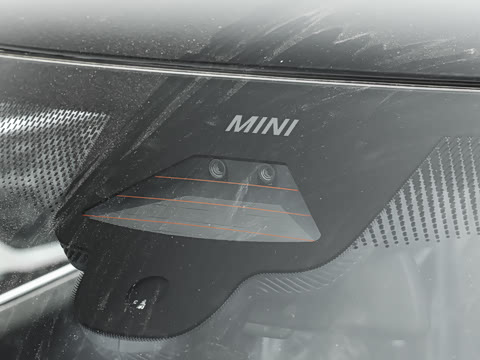 2025�� JOHN COOPER WORKS