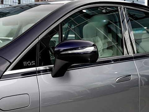 2024�� EQS 680 ���а�