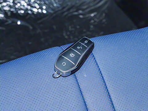 2025�� �Ǽݰ� 305km ������