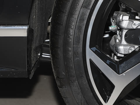 2025�� �Ŀ� ������ 280TSI DSG������