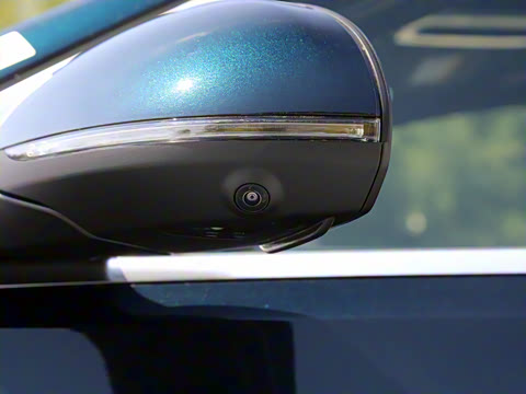 2025�� C 260 L 4MATIC �˶���