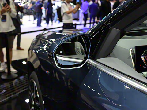 2025�� xDrive30L ������ M�˶���װ