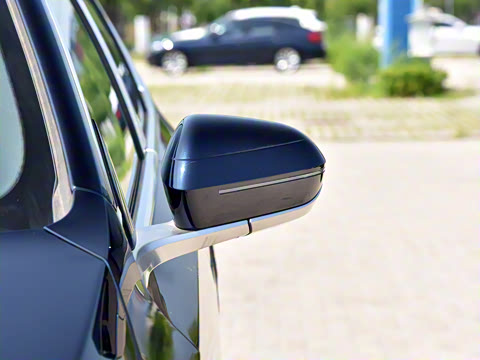 2024�� 525Li M�˶���װ