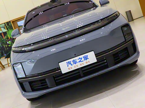 2025�� Ultra ���ܻ��°�