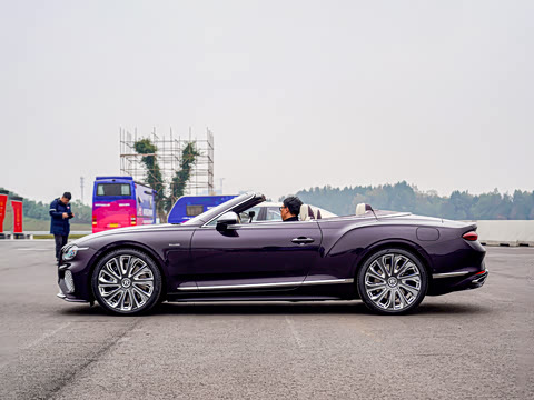 2025�� GT ����Mulliner��