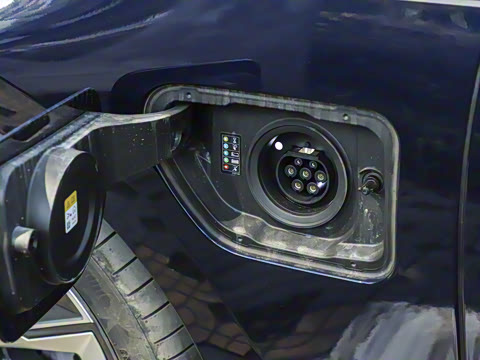 2023�� eDrive50L ����������װ