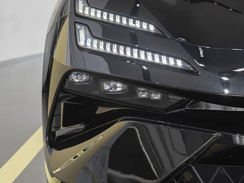 2025�� �����׷�������