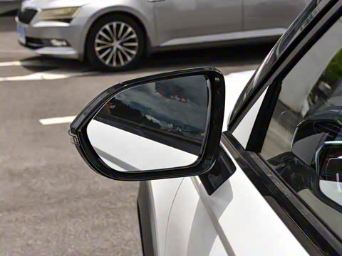 2025�� ���ܰ� 1.5T ��������