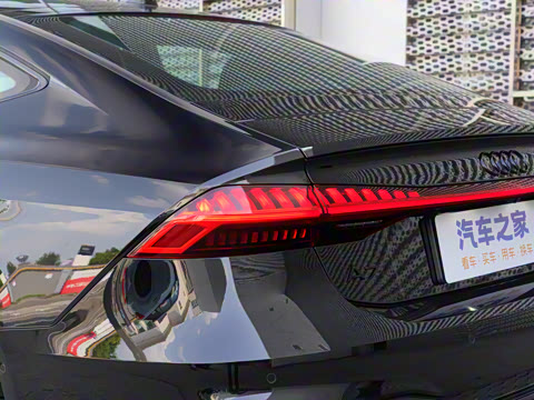 2024�� 55 TFSI quattro ������