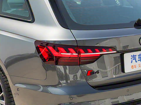 2025�� S4 Avant 3.0TFSI