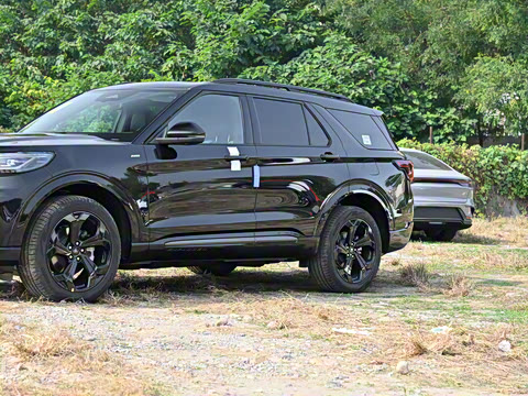 2024�� 2.3T EcoBoost ����ST-LINE 7��