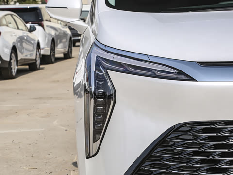 2025�� 2.0T ����������