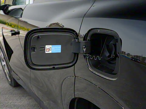 2025�� DM 215KM�����״��콢��