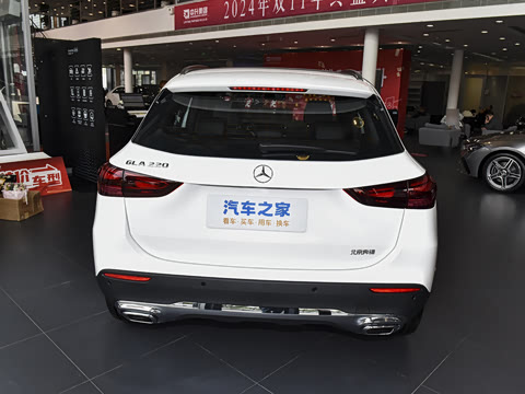2025�� GLA 220