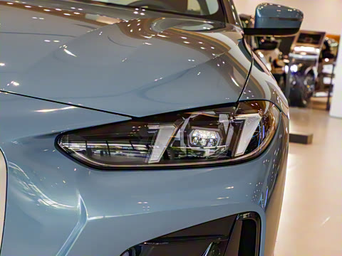 2024�� 425i M�˶���װ