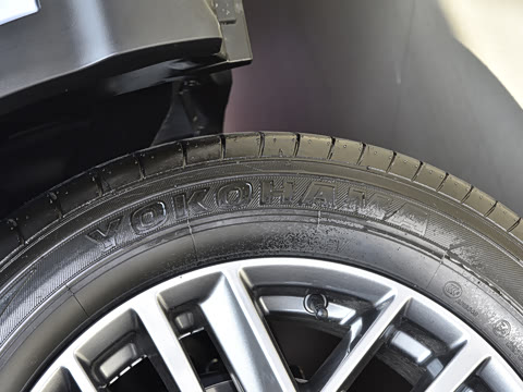 2025�� ���� 2.0L CVT XV���İ�