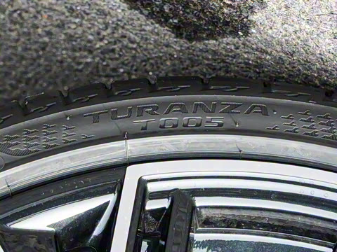 2025�� 55 TFSI quattro ������