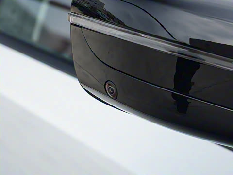 2025�� 330Li M�˶���ҹ��װ