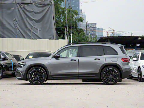 2026�� AMG GLB 35 4MATIC