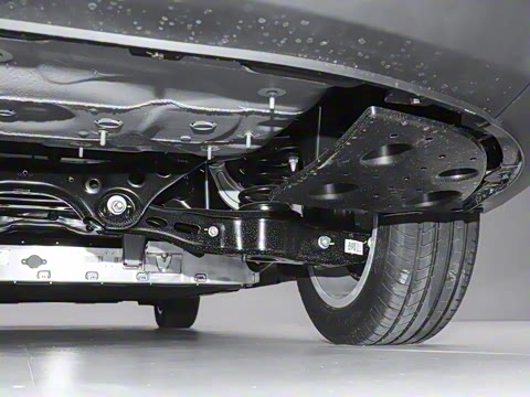 2025�� 610km PLUS