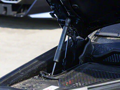 2025�� eDrive 40 L ��ҹ�˶���װ