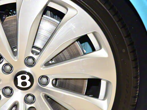 2024�� GT V8 Edition 8