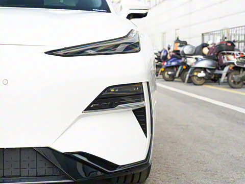 2025�� 700km Զ���Ǽݰ�