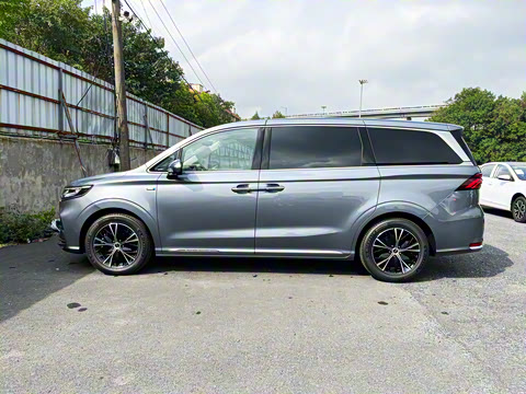 2023�� 400TGI Խ����