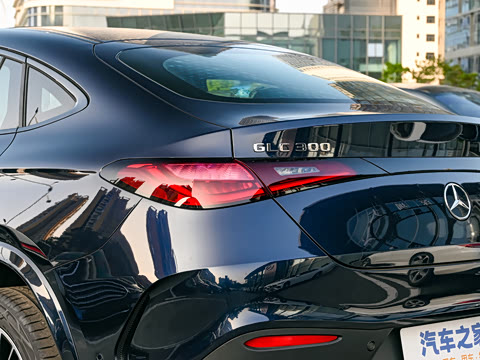 2024�� GLC 300 4MATIC ����SUV