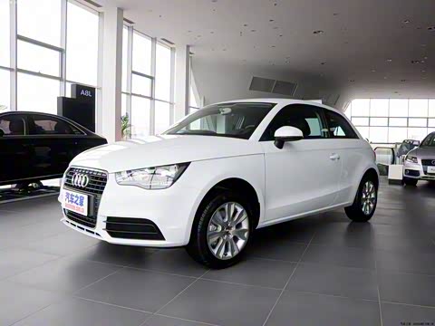 2012�� 1.4 TFSI Urban