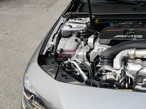 2025�� AMG CLA 35 4MATIC