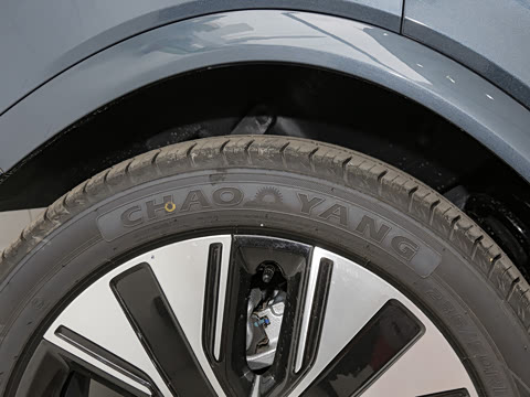 2025�� 165km ��������Pro 7��