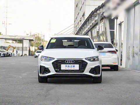 2025�� 200���������� 40 TFSI ����������