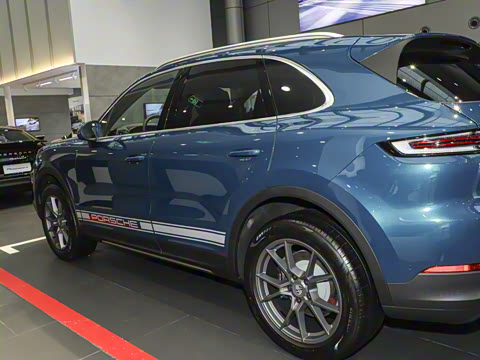 2025�� Cayenne 3.0T ���۰�