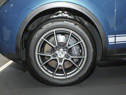 2025�� Cayenne 3.0T ���۰�