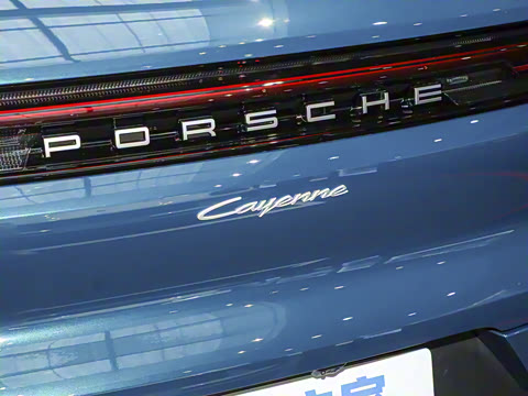 2025�� Cayenne 3.0T ���۰�