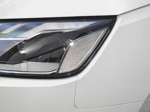 2025�� 200���������� 40 TFSI ����������