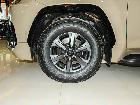 2025�� 700h OVERTRAIL�쾳��