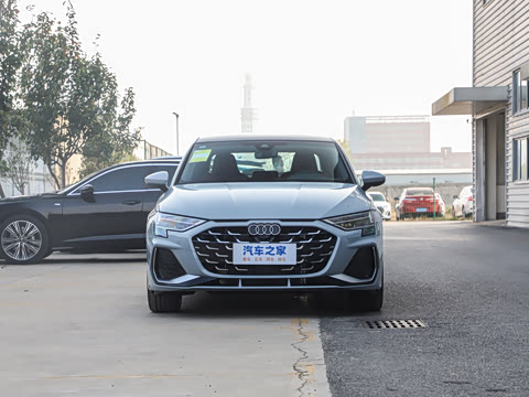 2025�� A3L Limousine 35TFSI �ɳ������� +������ѡ��