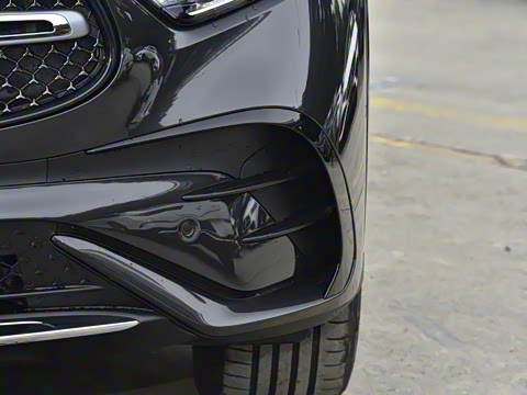 2025�� GLC 260 L 4MATIC ������