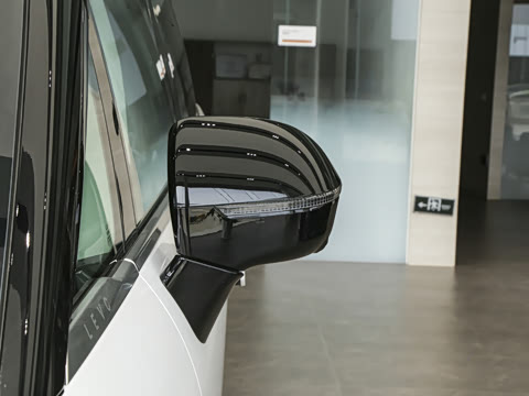 2025�� 570km׿Խ��