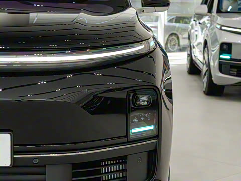 2025�� Max ���ܻ��°�