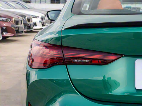 2024�� M4˫�Ž��ܳ� M xDrive ������