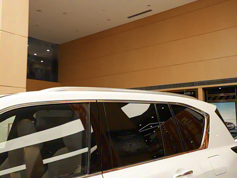 2025�� 700h ����