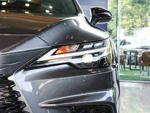 2025�� 500h ����F SPORT Performance