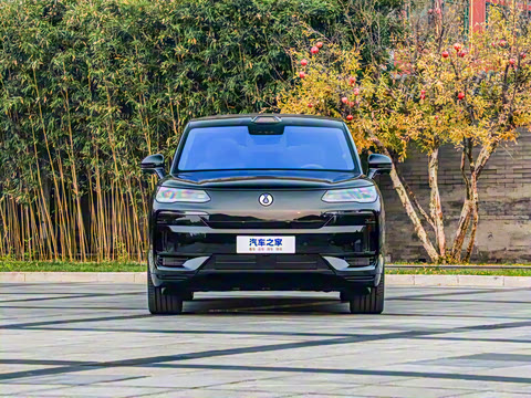 2025�� �콢��